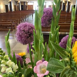 Djurdja Avice, Sakristanin und für den Blumenschmuck in der Kirche verantwortlich